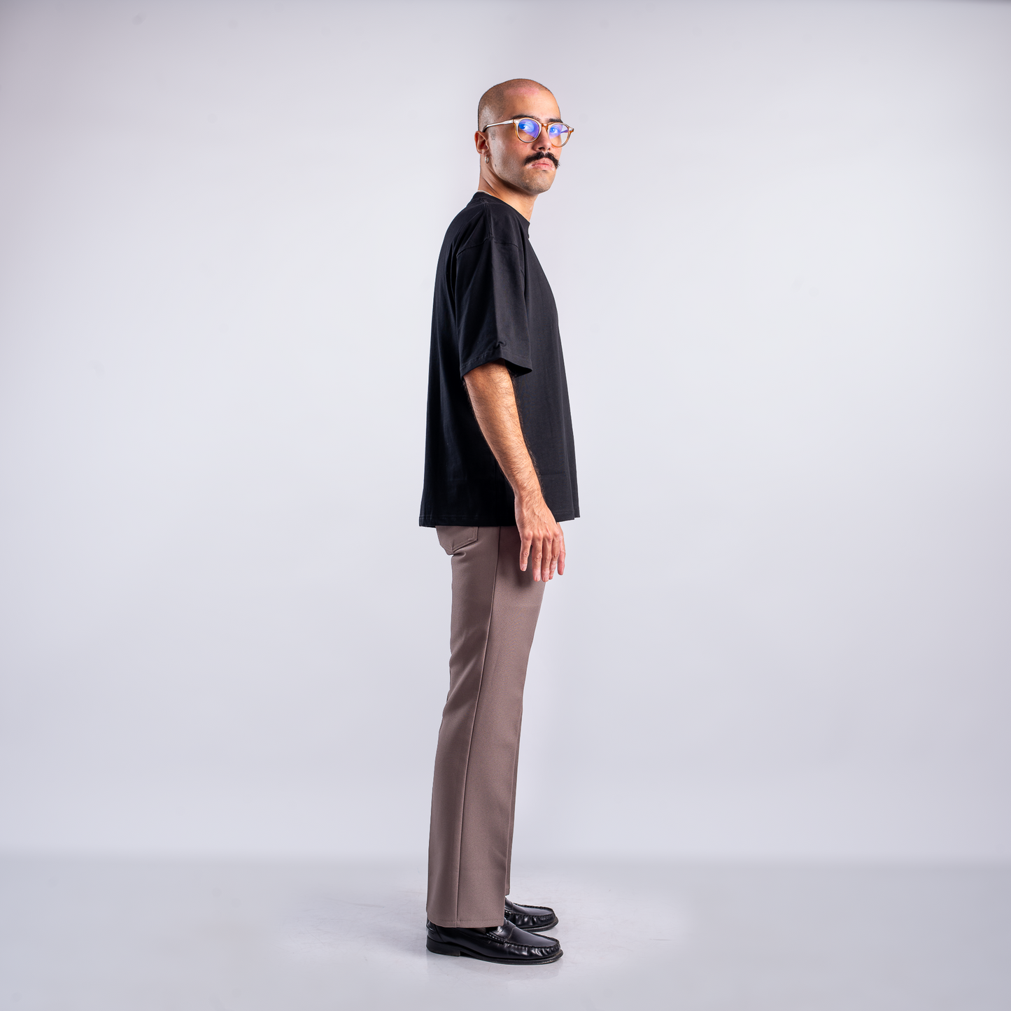 Core — Negro Bordado