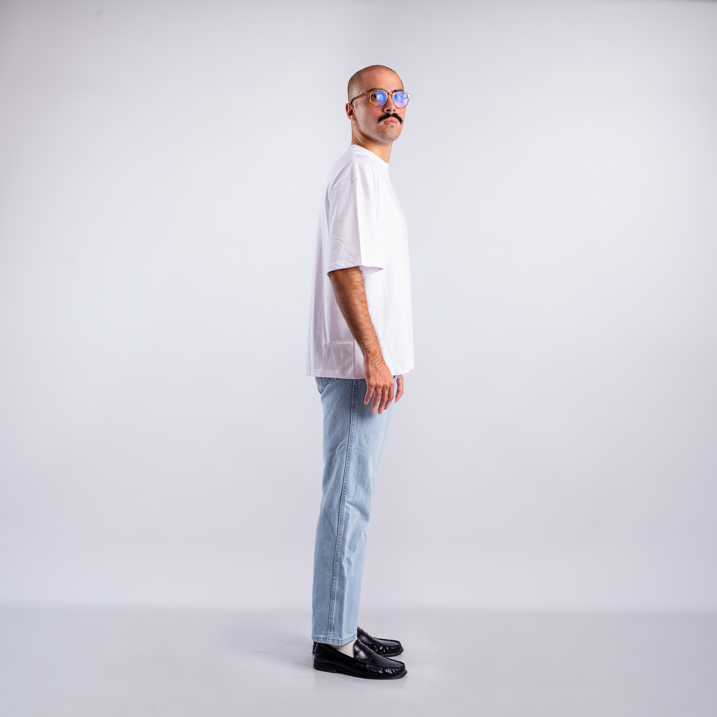 Core — Blanco Bordado