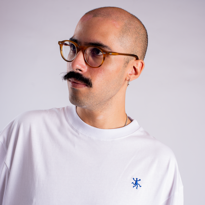 Core — Blanco Bordado