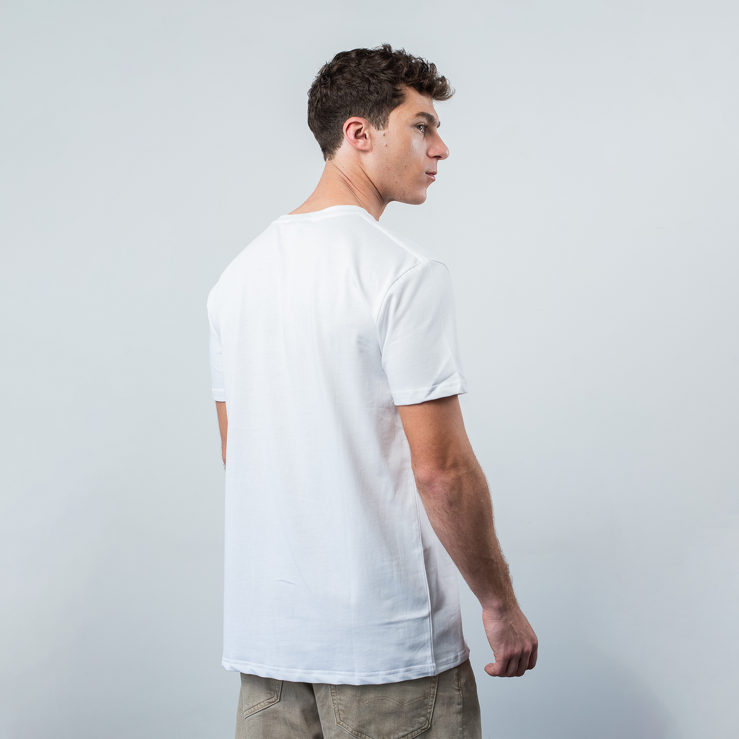 Camiseta Logo Bordado - Blanco