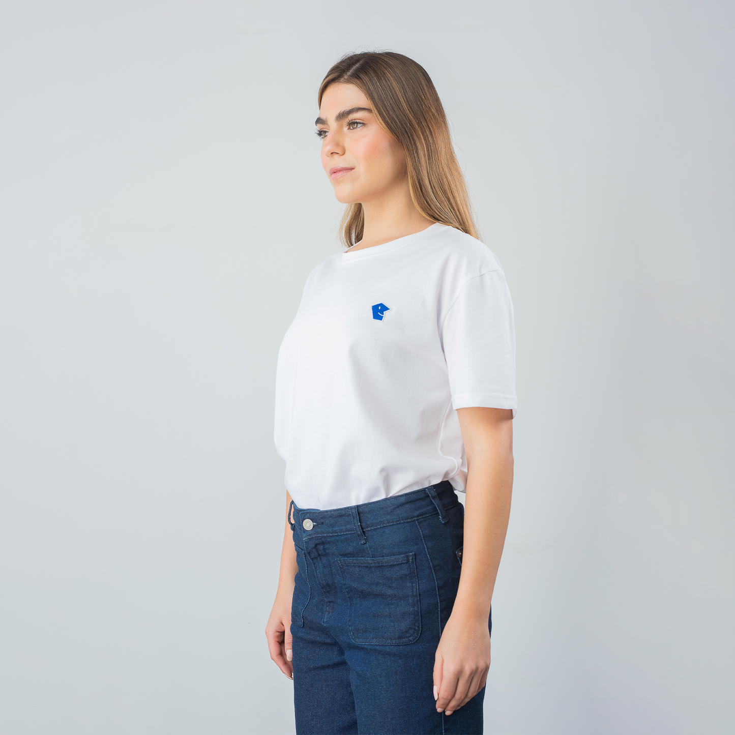 Camiseta Logo Bordado - Blanco