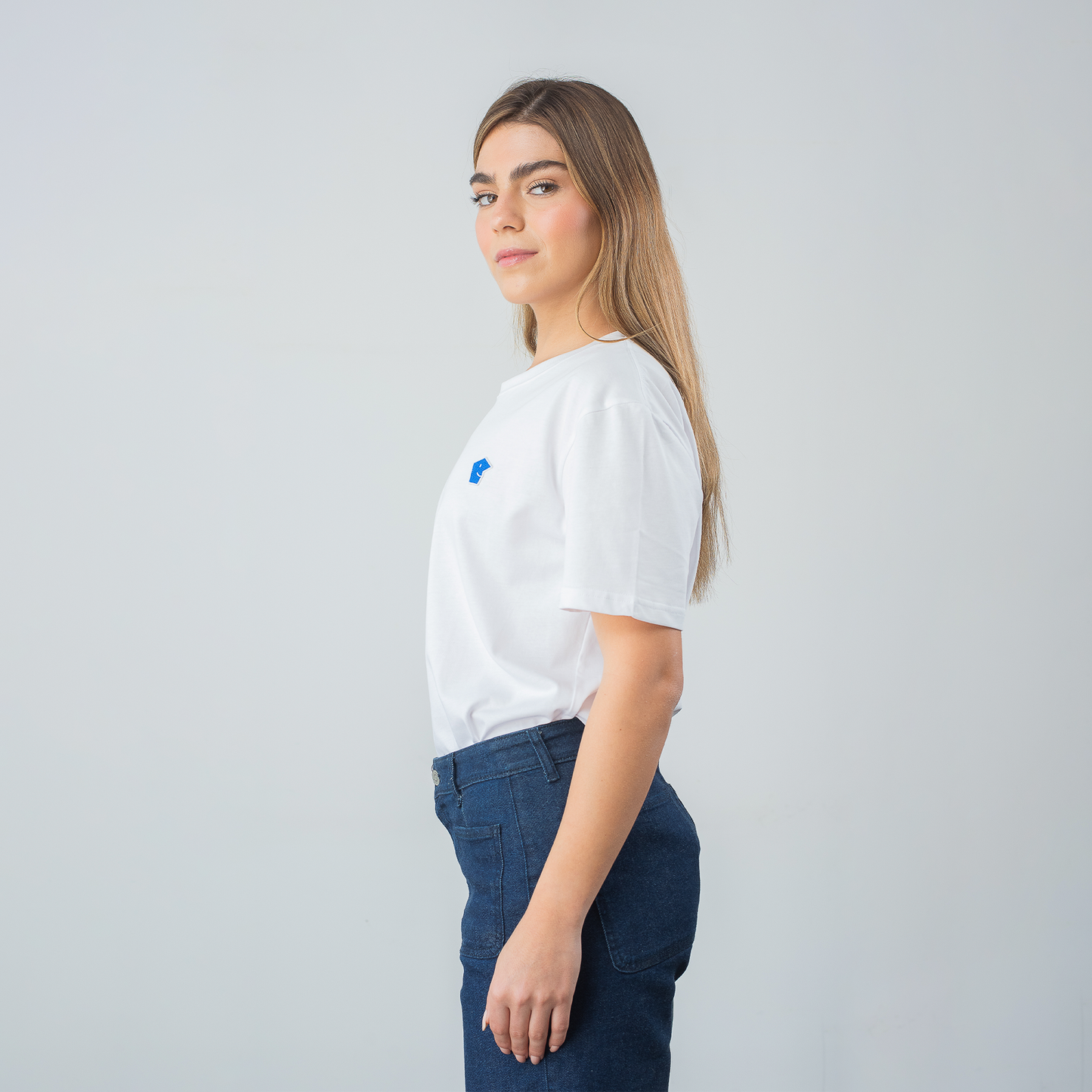 Camiseta Logo Bordado - Blanco
